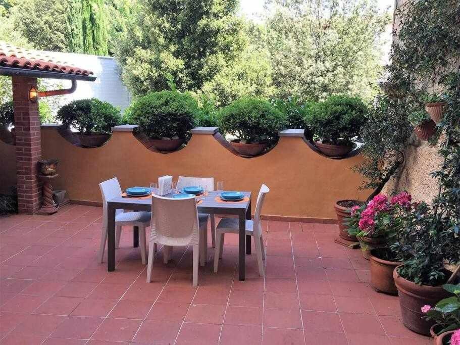Appartement Santa Croce Elegant With Garage à Florence Extérieur photo