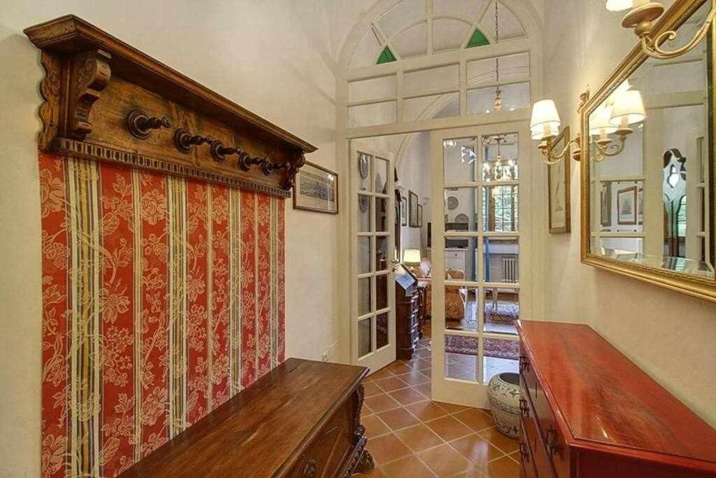 Appartement Santa Croce Elegant With Garage à Florence Extérieur photo