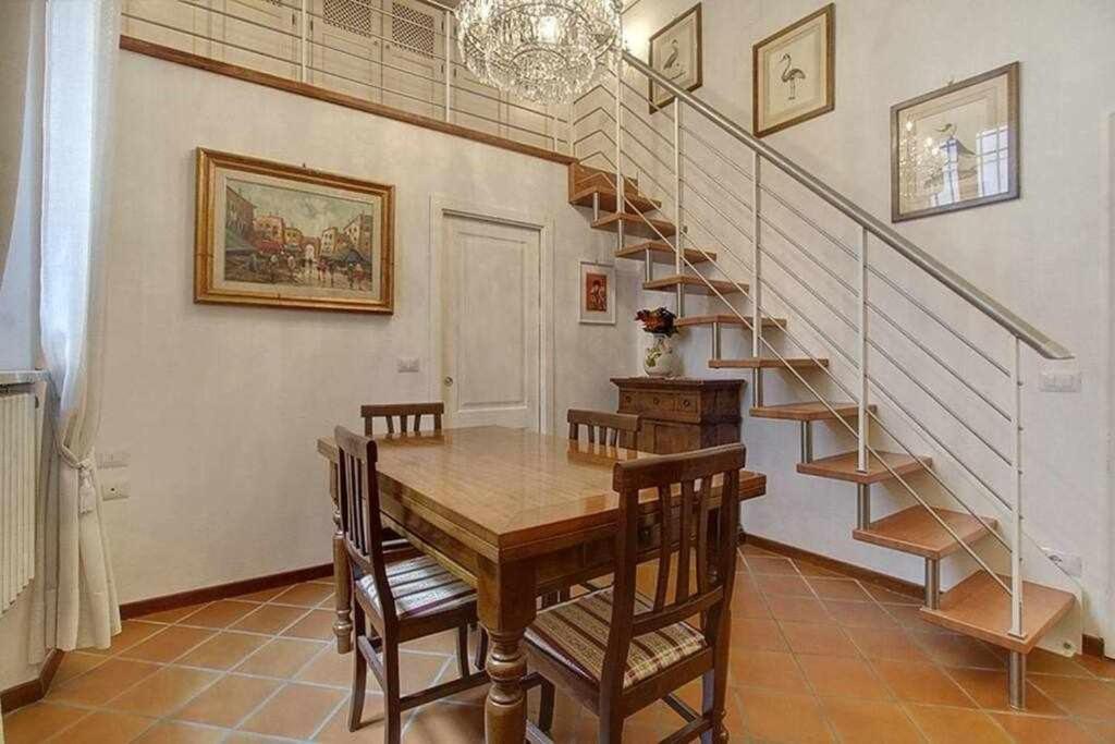 Appartement Santa Croce Elegant With Garage à Florence Extérieur photo