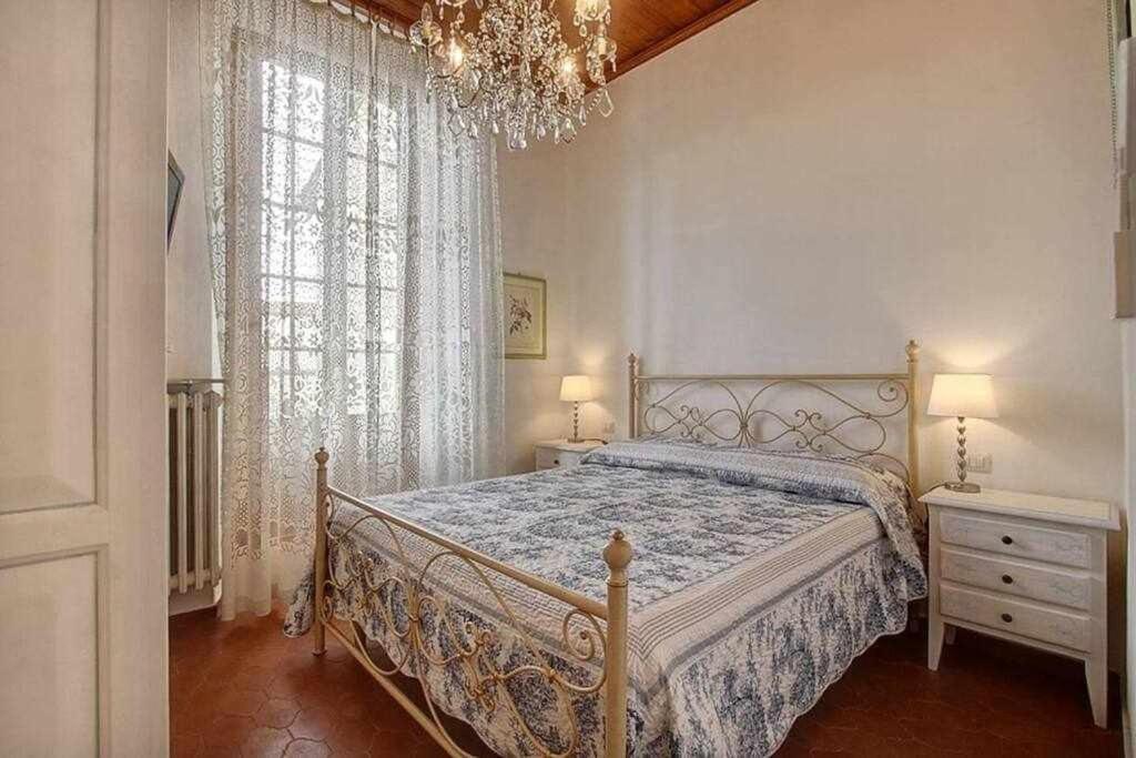 Appartement Santa Croce Elegant With Garage à Florence Extérieur photo
