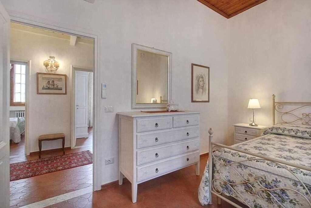 Appartement Santa Croce Elegant With Garage à Florence Extérieur photo
