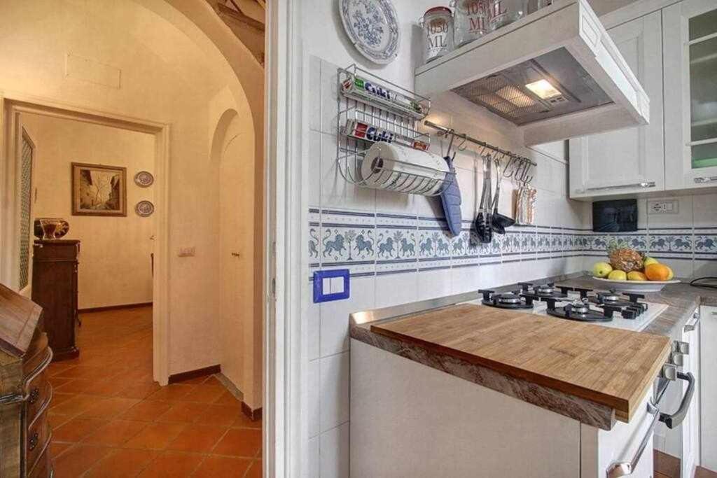 Appartement Santa Croce Elegant With Garage à Florence Extérieur photo