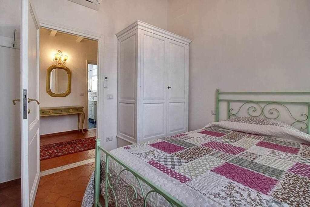 Appartement Santa Croce Elegant With Garage à Florence Extérieur photo