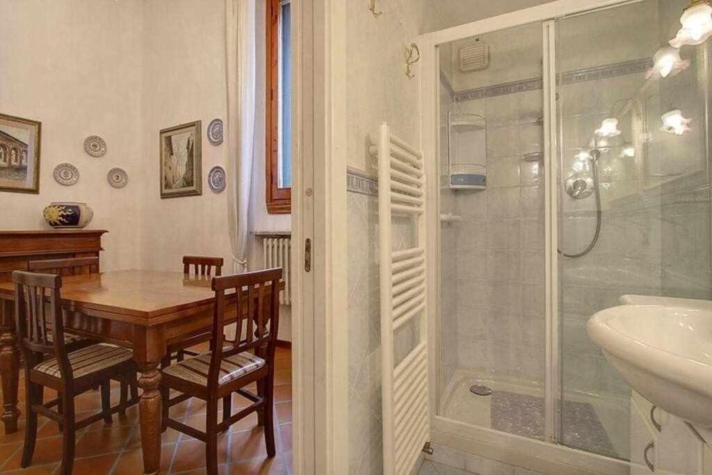 Appartement Santa Croce Elegant With Garage à Florence Extérieur photo