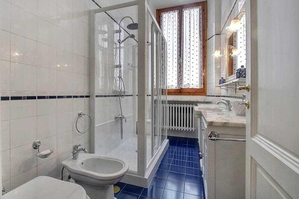 Appartement Santa Croce Elegant With Garage à Florence Extérieur photo