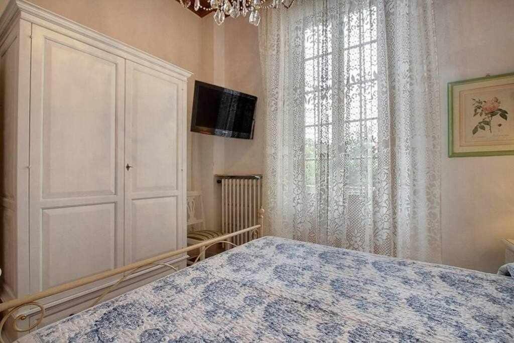 Appartement Santa Croce Elegant With Garage à Florence Extérieur photo